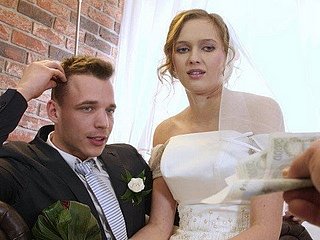 VIP4K. numbed pareja casada decide vender el coño de numbed novia para siempre