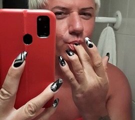 Sonyastar beautiful shemale masturbates with pang nails