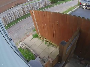 Newcomer disabuse of pees (Nest Cam bắt phụ nữ pissing Columbus, Ohio)