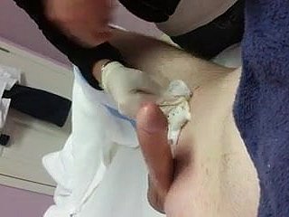 Cuming tijdens waxen huidverzorging