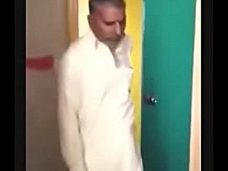 pakistani aunty fucked wits two paterfamilias
